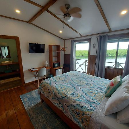 The Sunsetter Bed & Breakfast Bocas del Toro Esterno foto