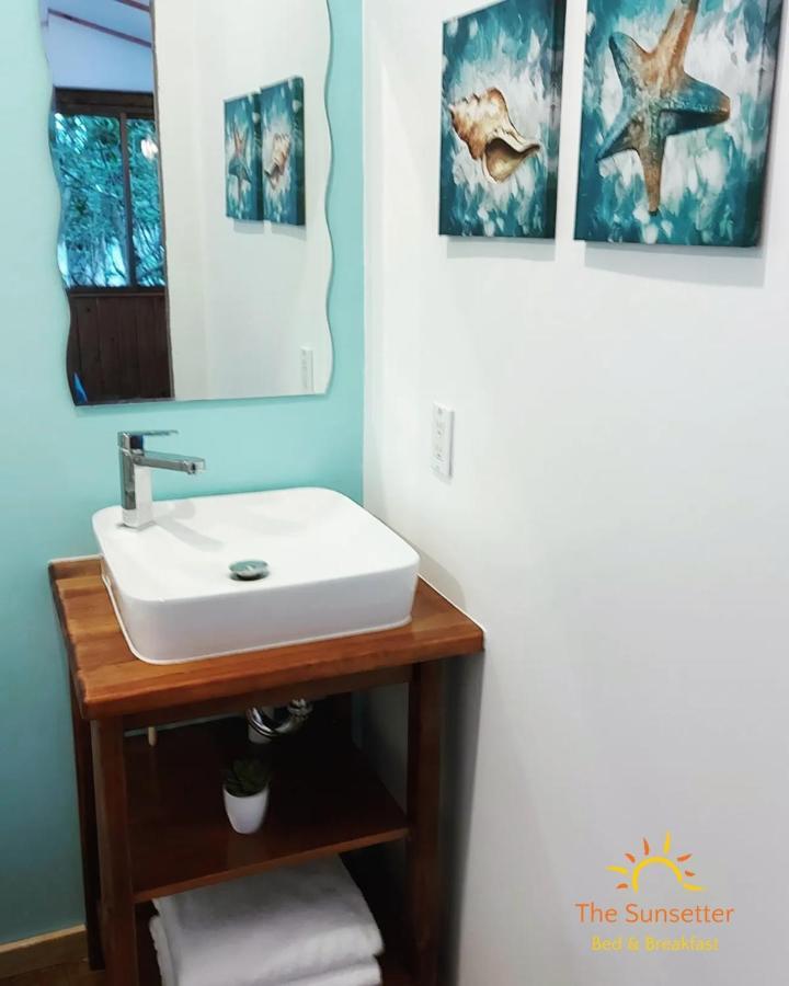 The Sunsetter Bed & Breakfast Bocas del Toro Esterno foto